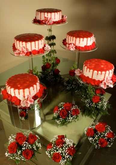 Pastel decoración rojo 