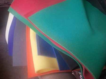 Sombreros locos de hule espuma - 3