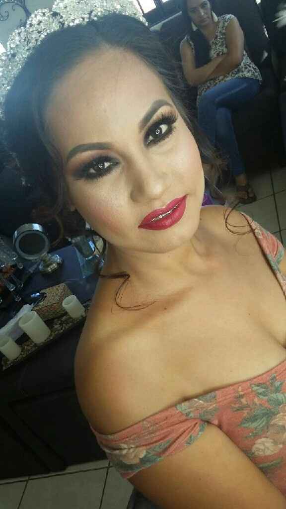  Prueba de peinado y maquillaje - 1