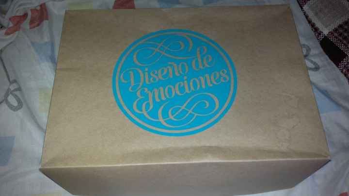 La caja donde nos las entregaron 