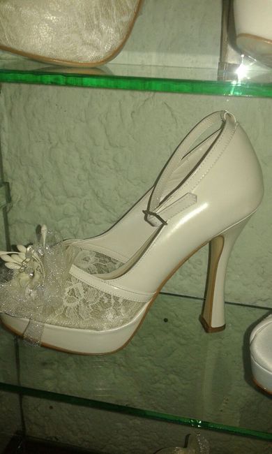zapatillas con pulcera