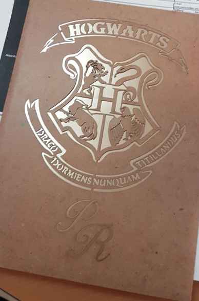 Mi novia y yo somos super fans de Harry y estas son nuestras invitaciones :)