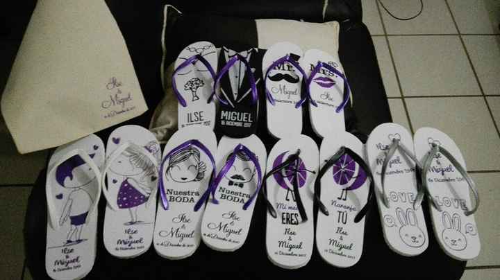 Sandalias o pantuflas - 1