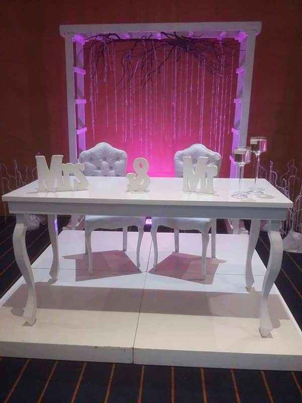 Mesa de novios