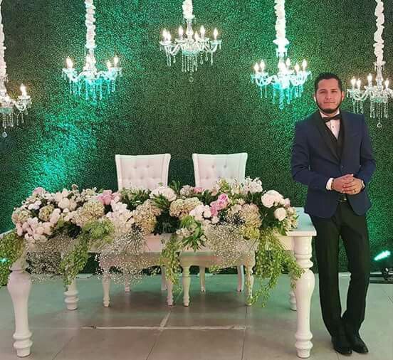 La Mesa de Novios. - 5