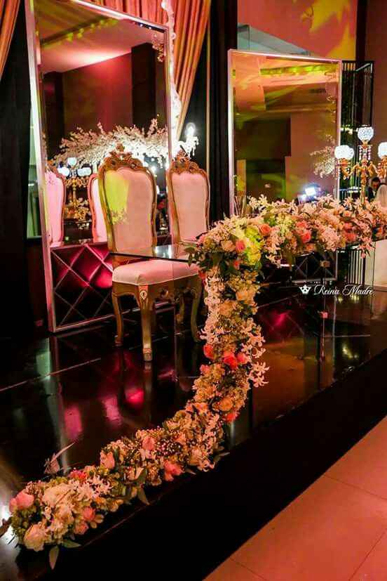 La Mesa de Novios. - 2