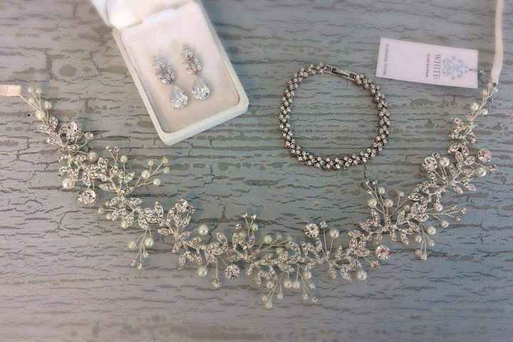 Tradición de usar algo azul, algo prestado, algo nuevo y algo viejo que opinan? - 1