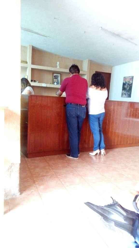 Un poco alejada pero feliz y con presentación matrimonial - 9