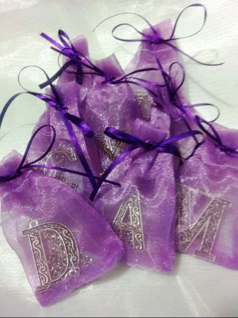 Iniciales de las damas!