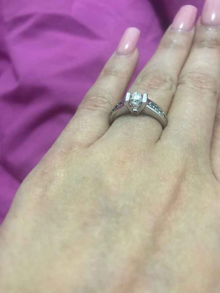 Lunes de presumir su anillo - 1