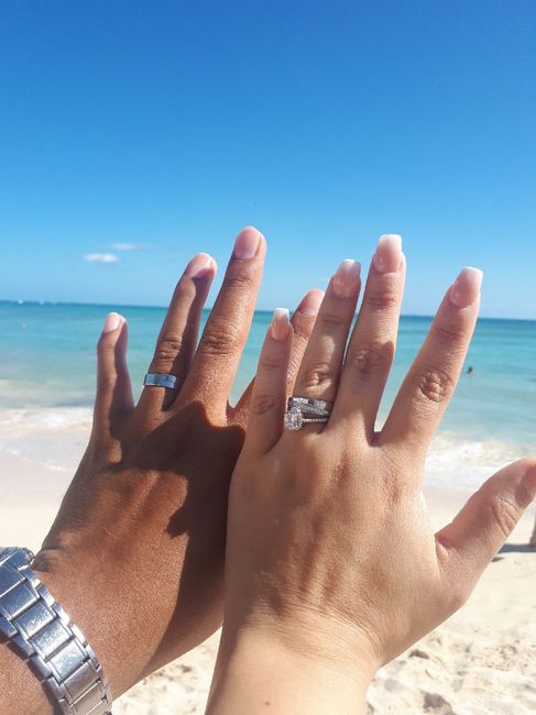 Muestren sus anillos de compromiso y argollas de matrimonio ❤️❤️❤️ 3