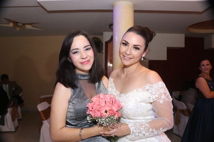 ¿Quién te gustaría que atrapara el ramo? 🎁 - 1