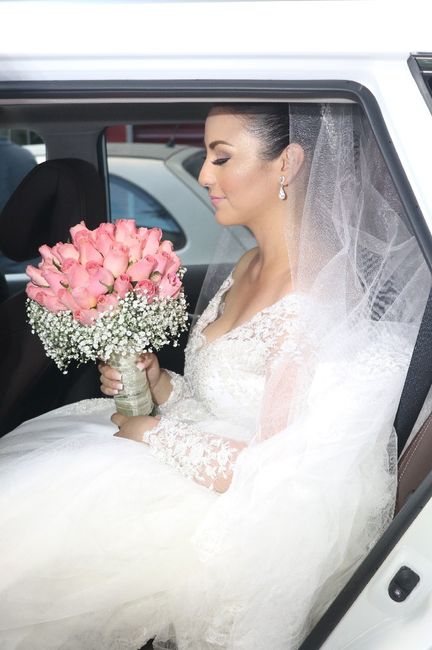 Fotografías de novias en el auto de bodas 12