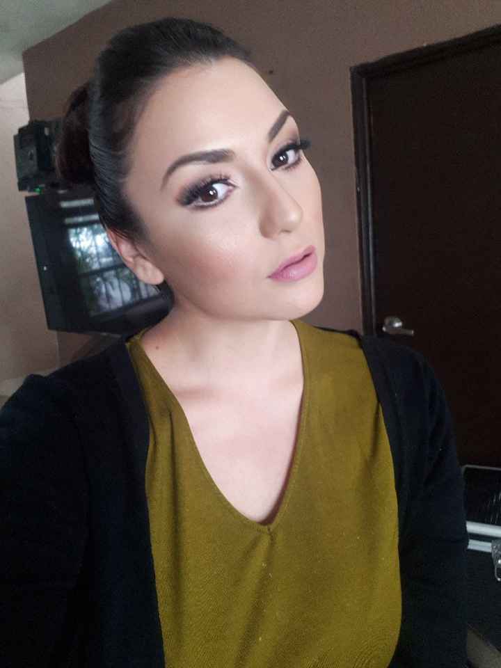 Mi prueba de maquillaje y peinado 👄 - 2