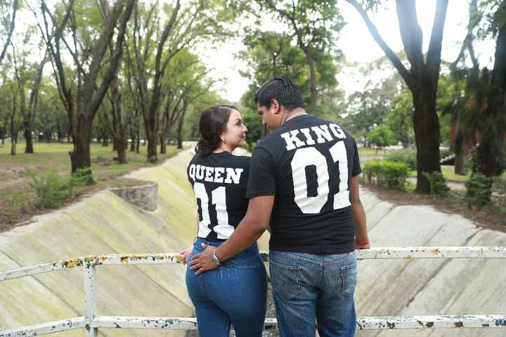 ¿Tienen fotos temáticas o chistosa con su pareja? - 1