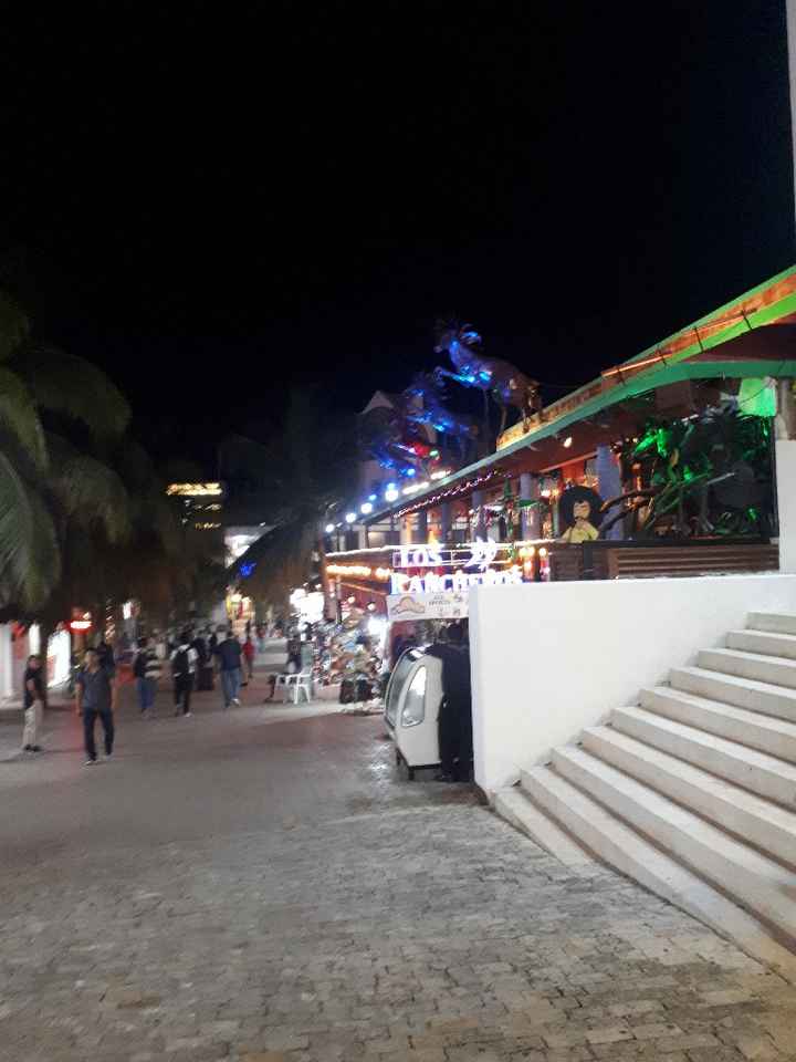 Saraí reta a los novios de la comunidad a subir fotos donde quieren su luna de miel! - 4