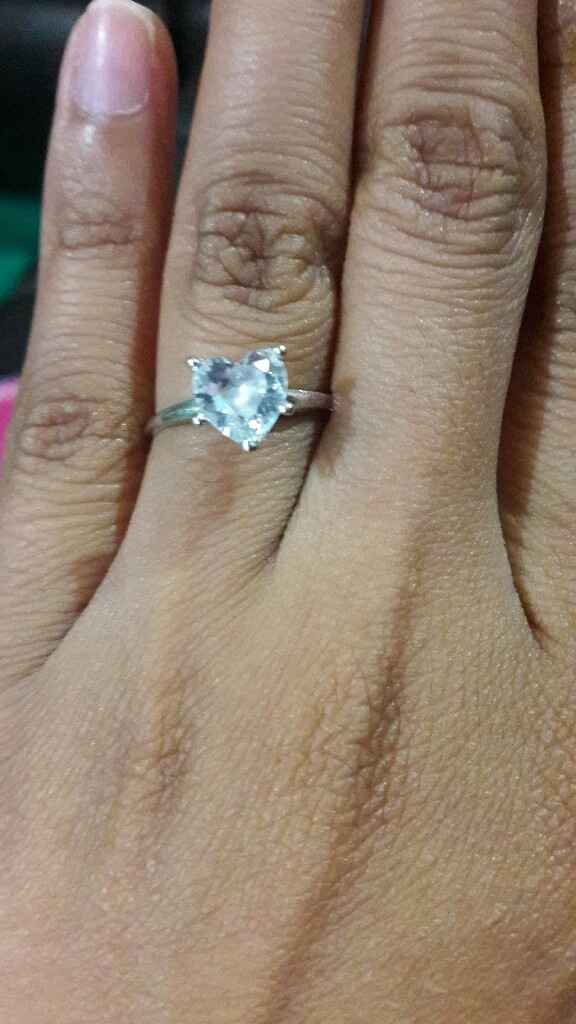 Anillo de compromiso con zirconia? - 1