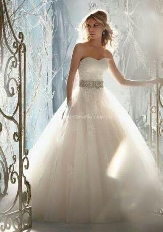 Vestidos de novia corte princesa - 9