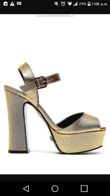 Zapatos de color para novias: ¿cuál escoger según tu personalidad? - 1