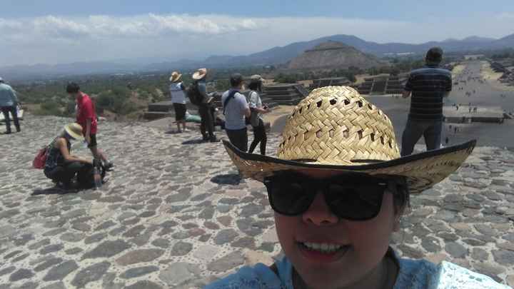 en teotihuacan en la piramide de la luna 