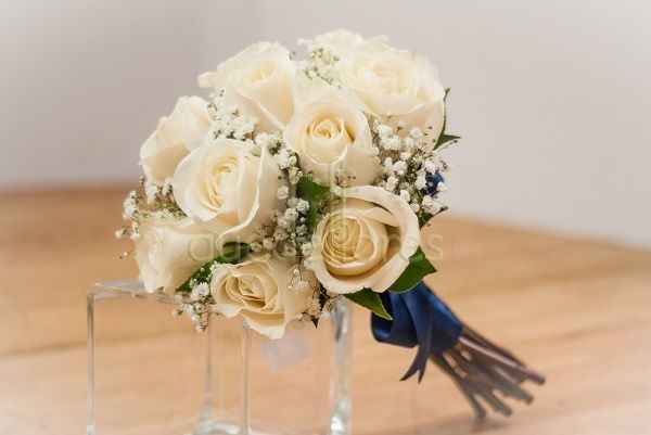 Ramos con rosas blancas naturales!! - 1