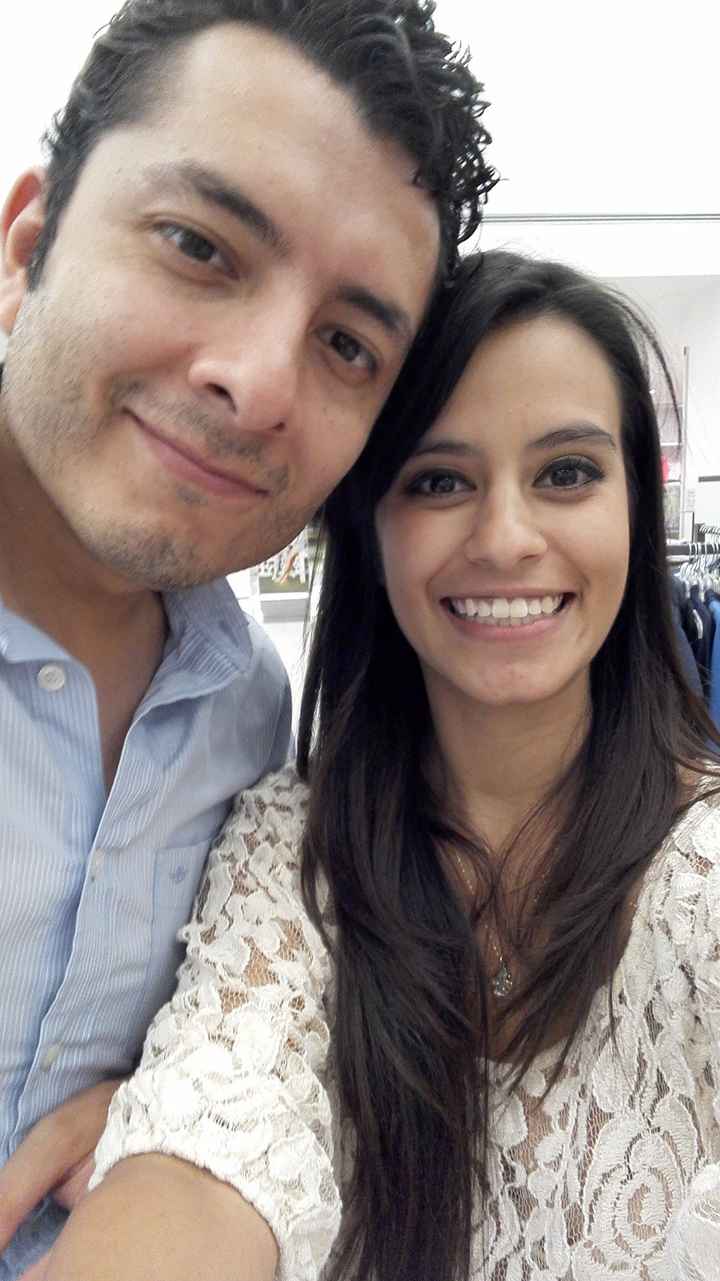 ps no mil años pero es la que tengo a la mano jajaja llevabamos 1 año y cacho, era mi cumple! jejeje