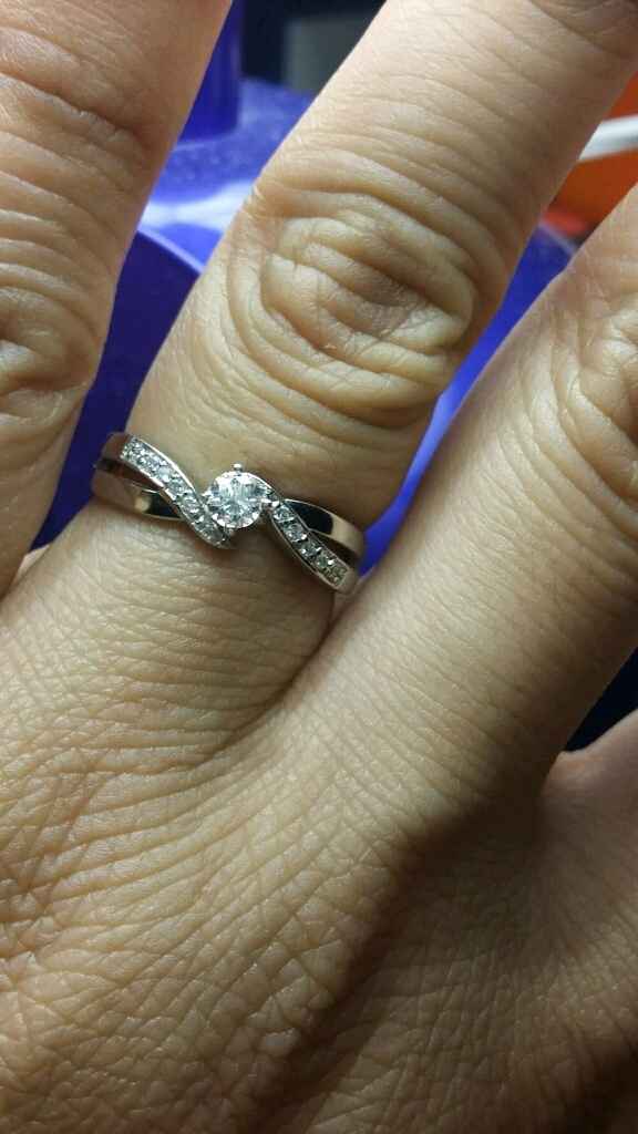 Presuman su anillo de compromiso!! - 1