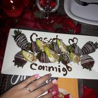 📷Publica una foto de algo que tú y tu amor hayan comido juntos en una ocasión especial - 1