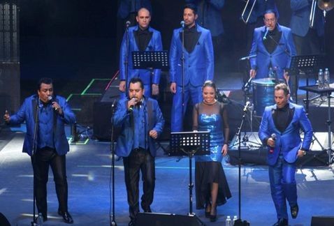 Nuestra playlist del amor- Kenia y Oscar