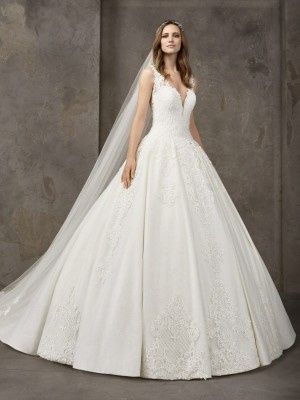 Si tu Fm tuviera que elegir tu vestido de boda.. 15