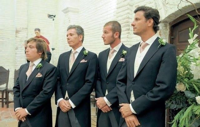 Que llevar en la mano las dama y chambelanes 9