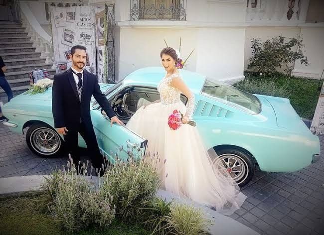 Colores Auto clásico para boda en verdes y más 4