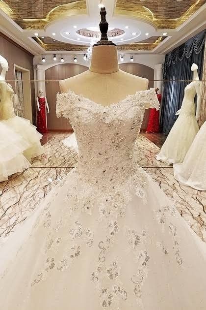 Si tu Fm tuviera que elegir tu vestido de boda.. 16
