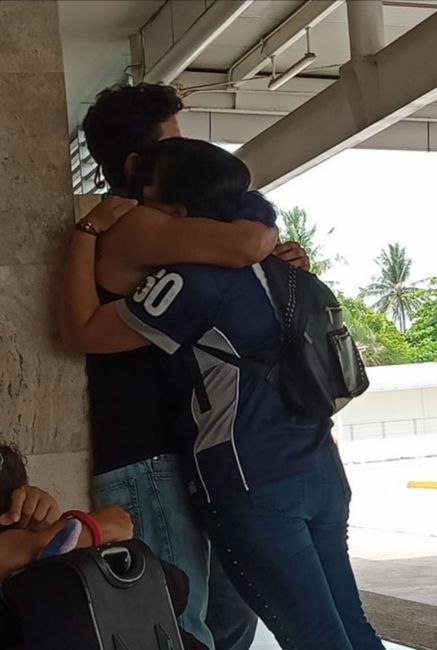 Sobre nosotros... define tu relación, en una palabra 💝🎁 - 1