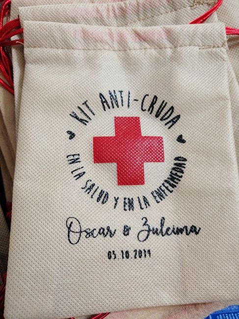 Recuerditos - Kit anticruda y madrina de ramo - 2