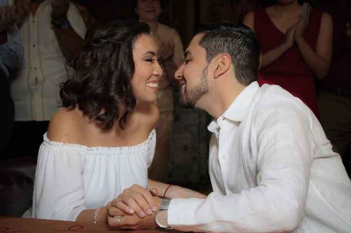 Muestranos tu foto favorita durante la ceremonia religiosa o civil!! - 1