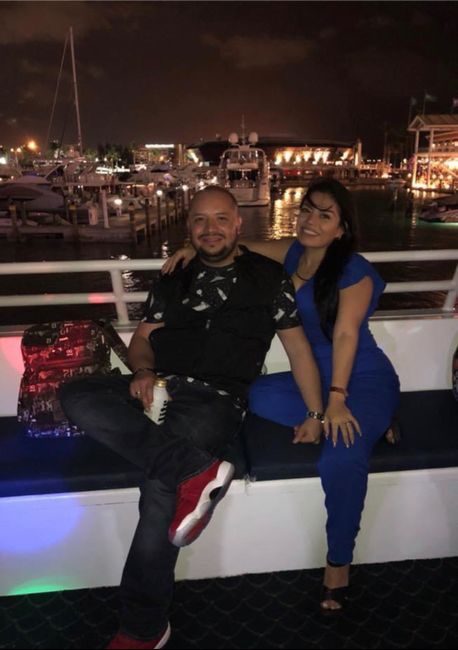 Reto con regalo: Sube una foto con tu pareja🎁 - 1
