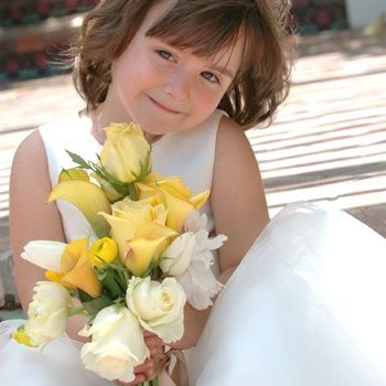 ¿Qué hacer con los niños cuando se asiste a una boda?