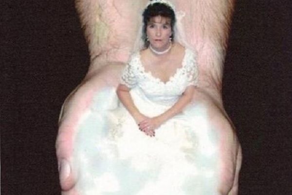 Los fotomontajes más raros de boda que has visto