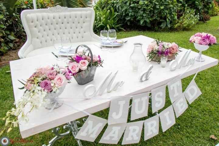 MESA PARA NOVIOS
