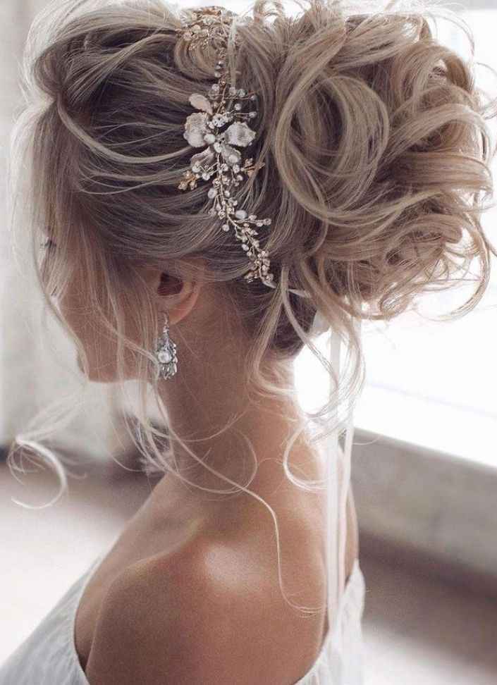 Peinados con moño a la nuca - 1