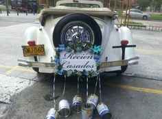 Decoración auto de novios - 1