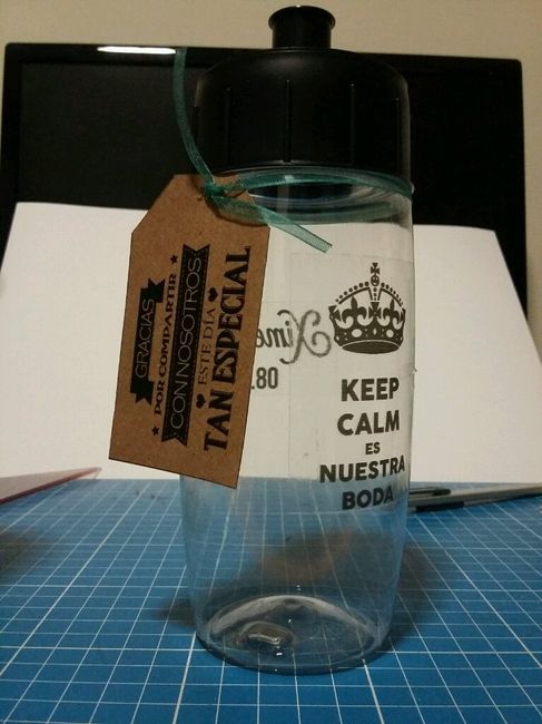 A 12 dias  mis recuerditos: los termos :) - 3