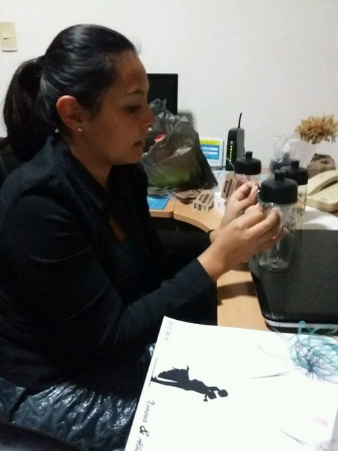 A 12 dias  mis recuerditos: los termos :) - 6