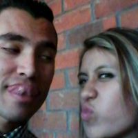 Fotos con su prometido.. - 1