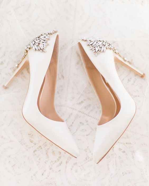 Que zapatos debo elegir?  Mi boda es en diciembre y no sé por cuál decirme help me🥺 - 2