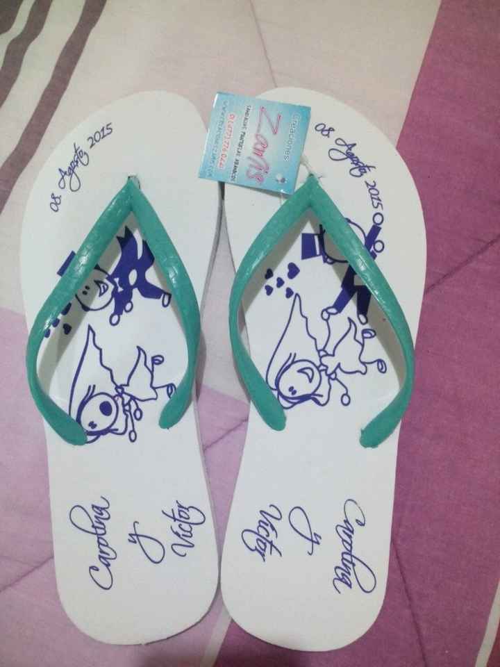 Nuestras sandalias y mandiles - 1