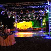 Ayuda! Busco montaje/deco pistas de baile Morelos - 2