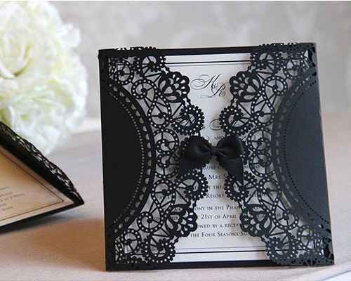 invitación blanco y negro