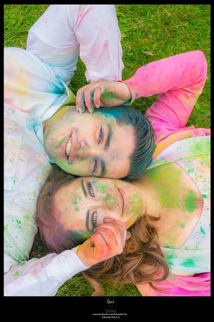 Nuestra sesión casual con polvos de colores. - 8